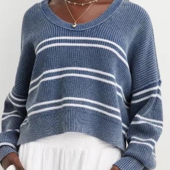 aerie Sweaters - Aerie Cropped Blue Striped Sweater, Women’s XL.